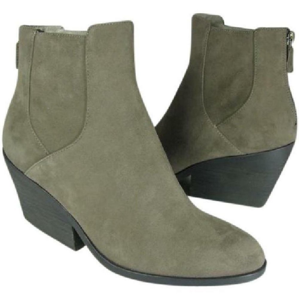 Eileen Fisher women boots ankle gray Shadow Suede Back Zipper Heel Sz 7 New